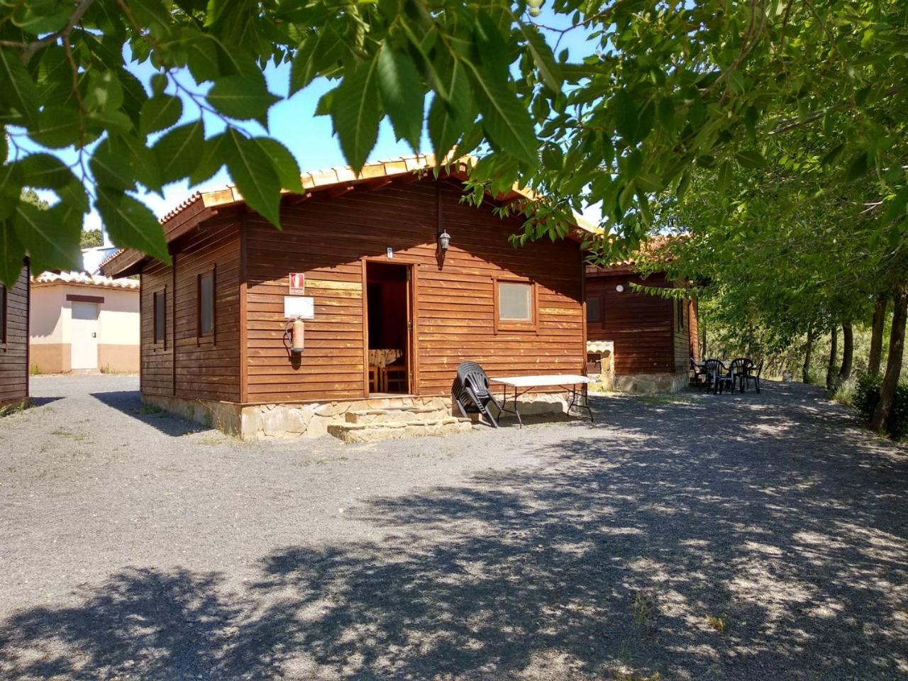 Camping Casa Fausto Cerca De Dinopolis Formiche Alto Eksteriør billede